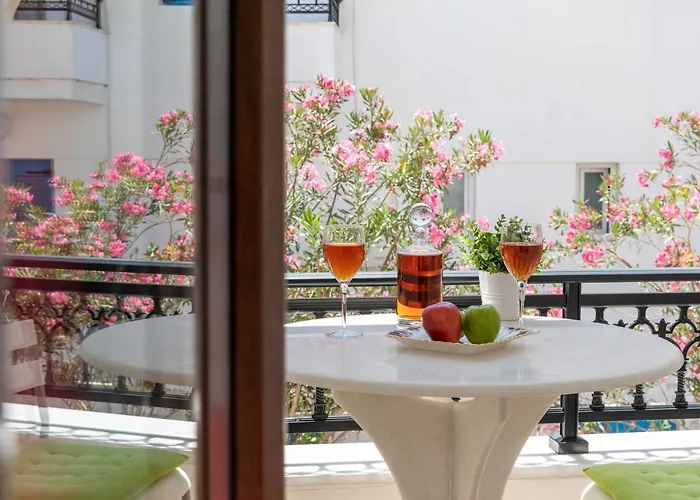 Aparthotel Naxos Diamond 3*