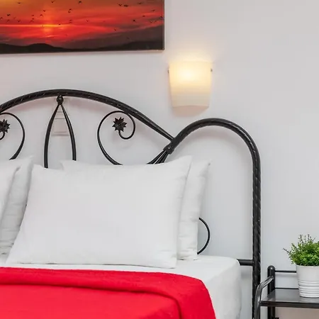 アパートホテル Naxos Diamond Naxos City