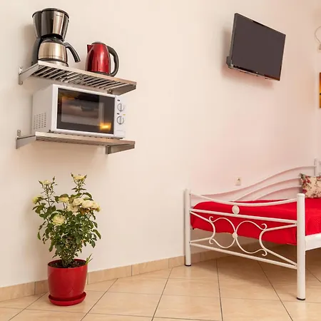 Naxos Diamond Aparthotel