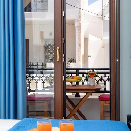 Naxos Diamond